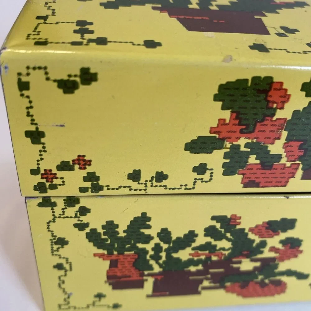 Vintage CROSS STITCH Themed Metal Recipe Box Floral Cactus Syndicate MFG Empty